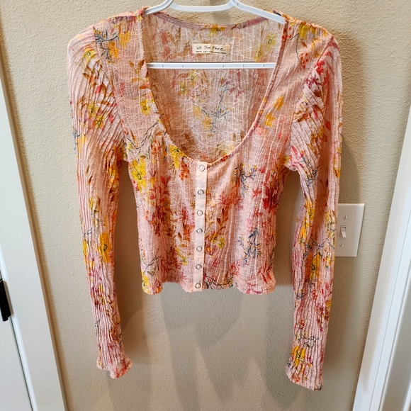 Free People Tops - Floral print sheer snap front crop top